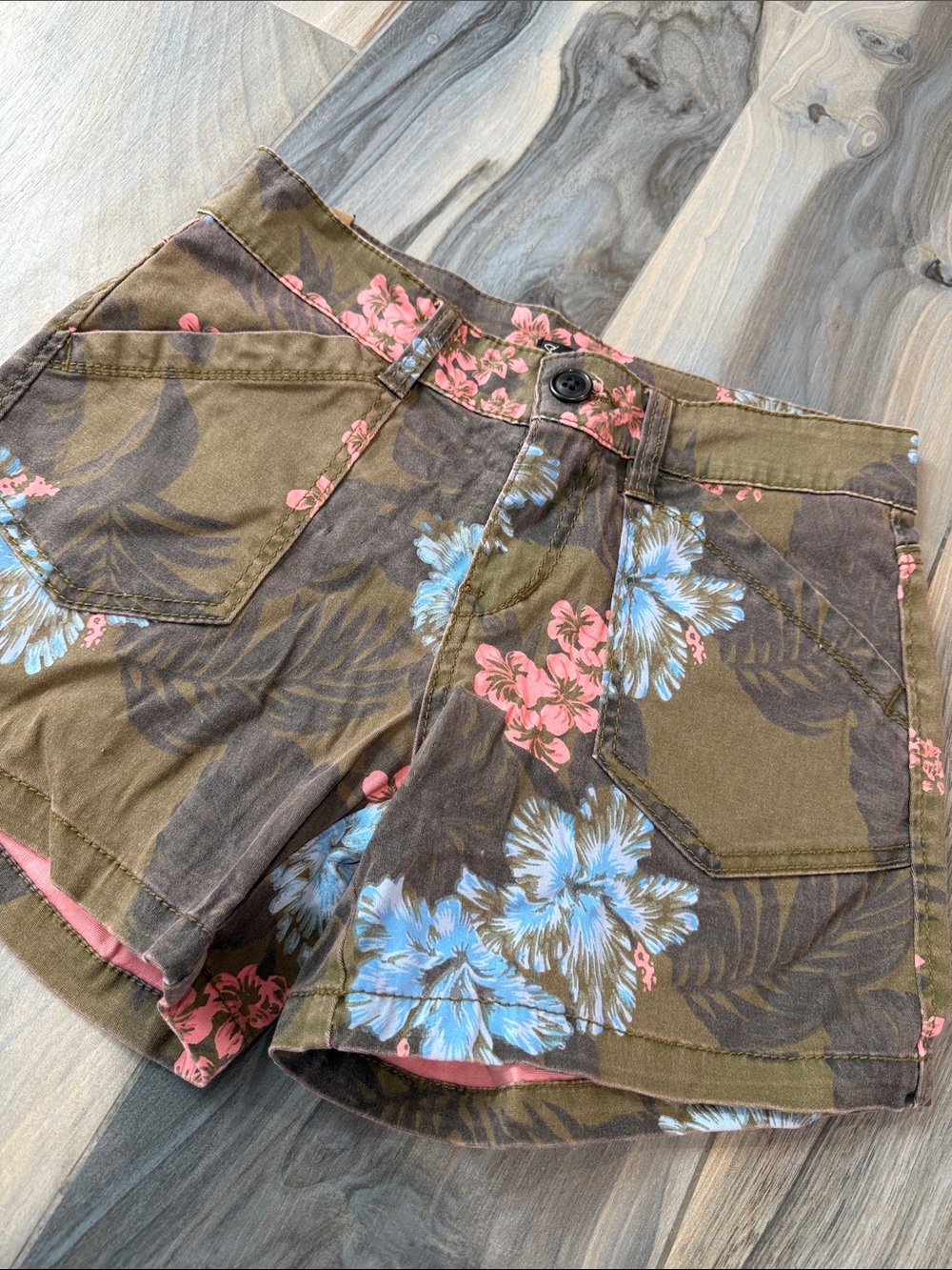Floral Print Utility Shorts - Olive with Blue & Pink Flowers